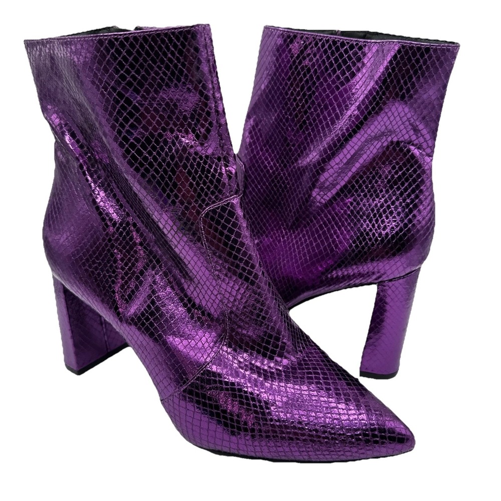 NEW INC - ANILAF PURPLE METALLIC SNAKE PRINT‎ CHUNKY HEEL BOOTIE Sz 8